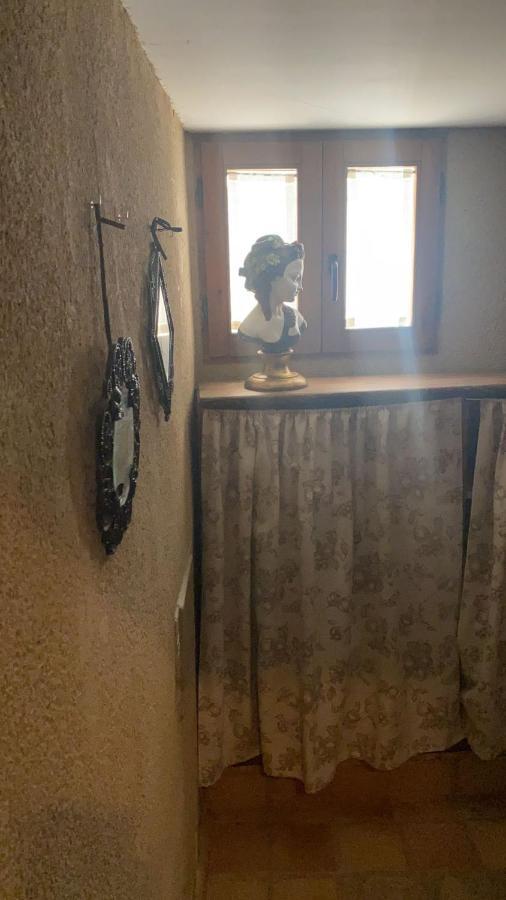 Casa Zapatero En Somontano Βίλα Salas Bajas Εξωτερικό φωτογραφία